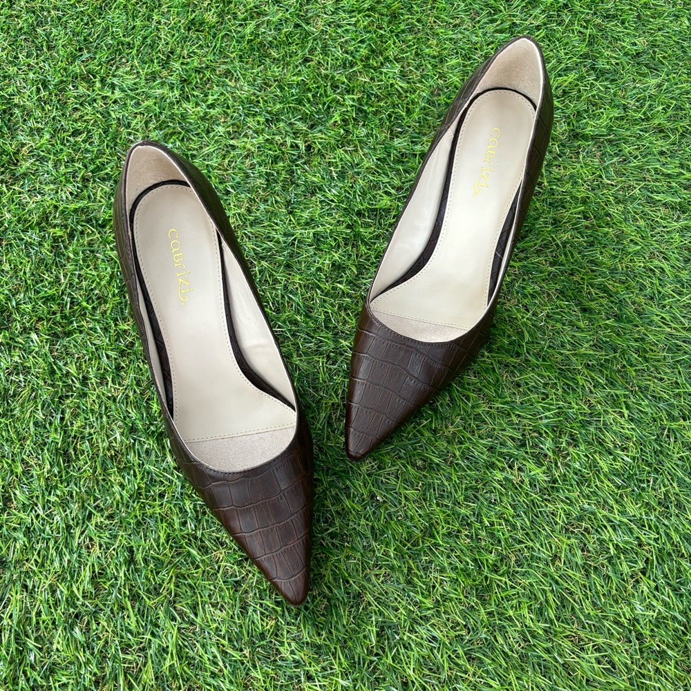 Cabrizi Size 7.5 Brown Crocodile Pattern 3 Inch High Heels
